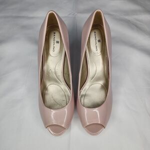 Bandolino Womens 7 M Natural Rose Pink  Peep Toe High Heels NIB ZQ2